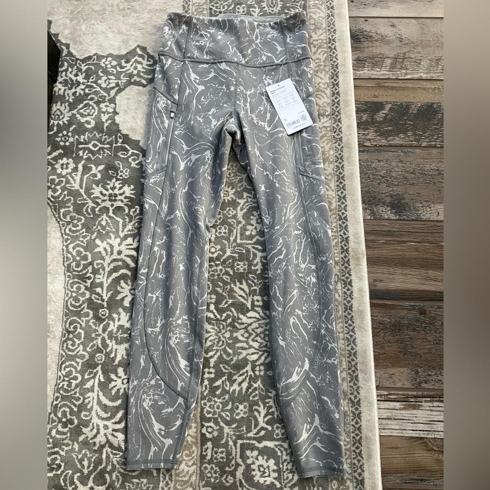 Athleta Grey Marble-Print Skinny Active wear New Small